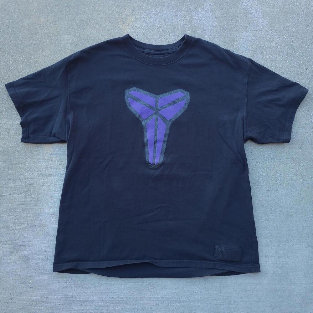 NIKE MAMBA MENTALITY Kobe Bryant Tshirt